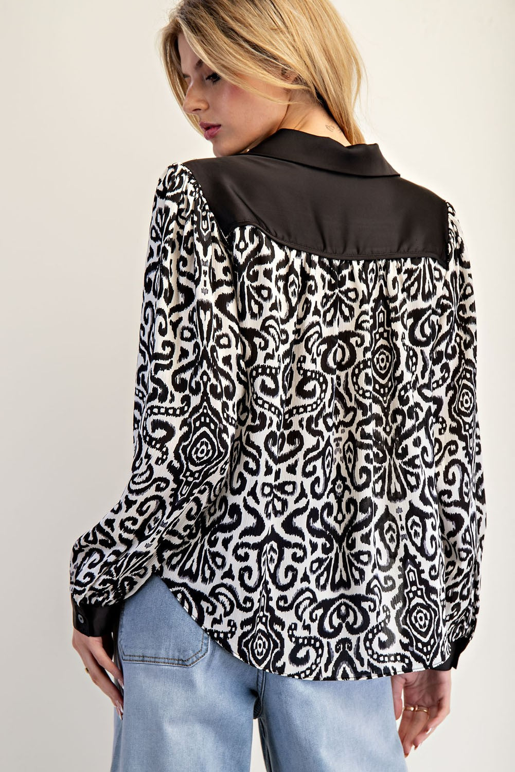 The Scarlet Top