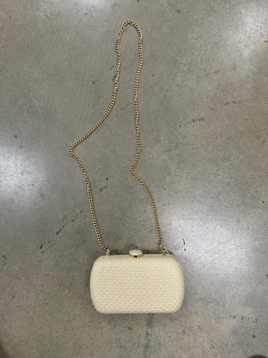 Roxie Straw Clutch With Chain Strap Ivory