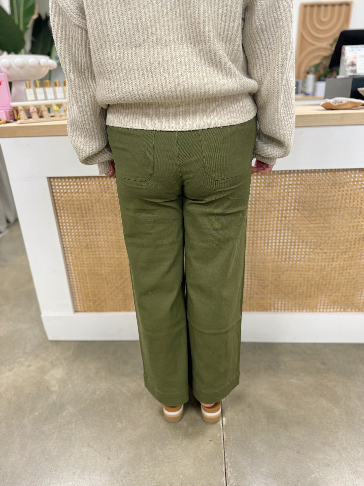The Stand Out Cropped Jean in Olive