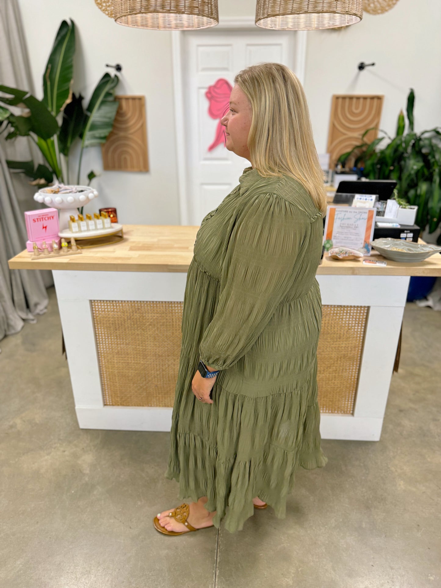 The Juliette Midi Dress Curvy