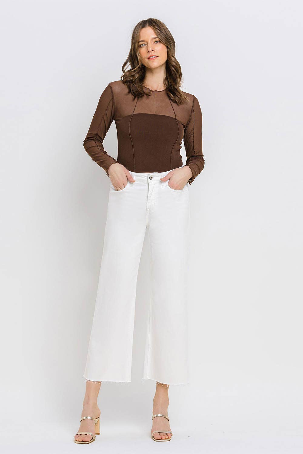 HIGH RISE CLEAN CUT RAW HEM CROP WIDE LEG JEANS