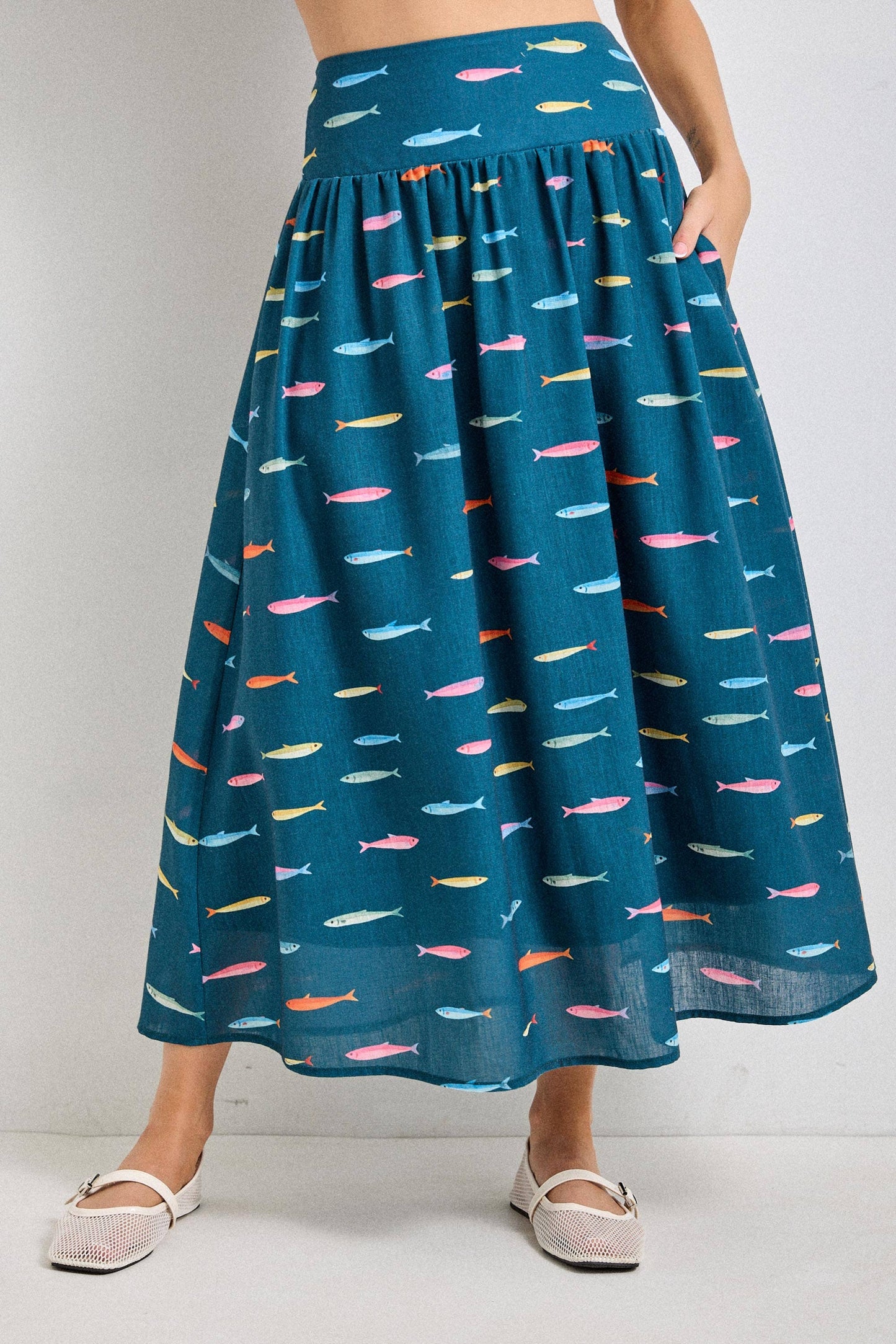 Fin Print in Teal Smocked Midi Skirt