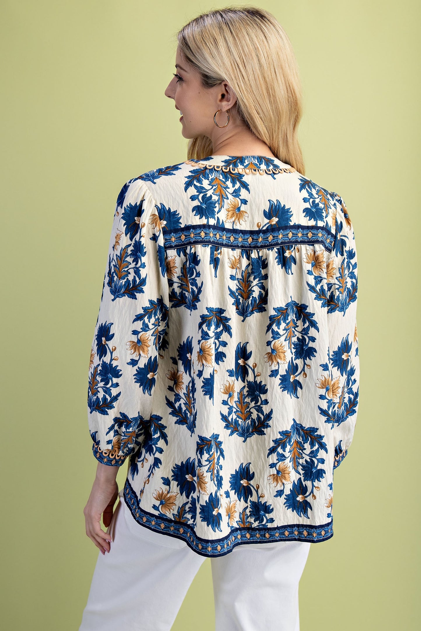 The Bella Top