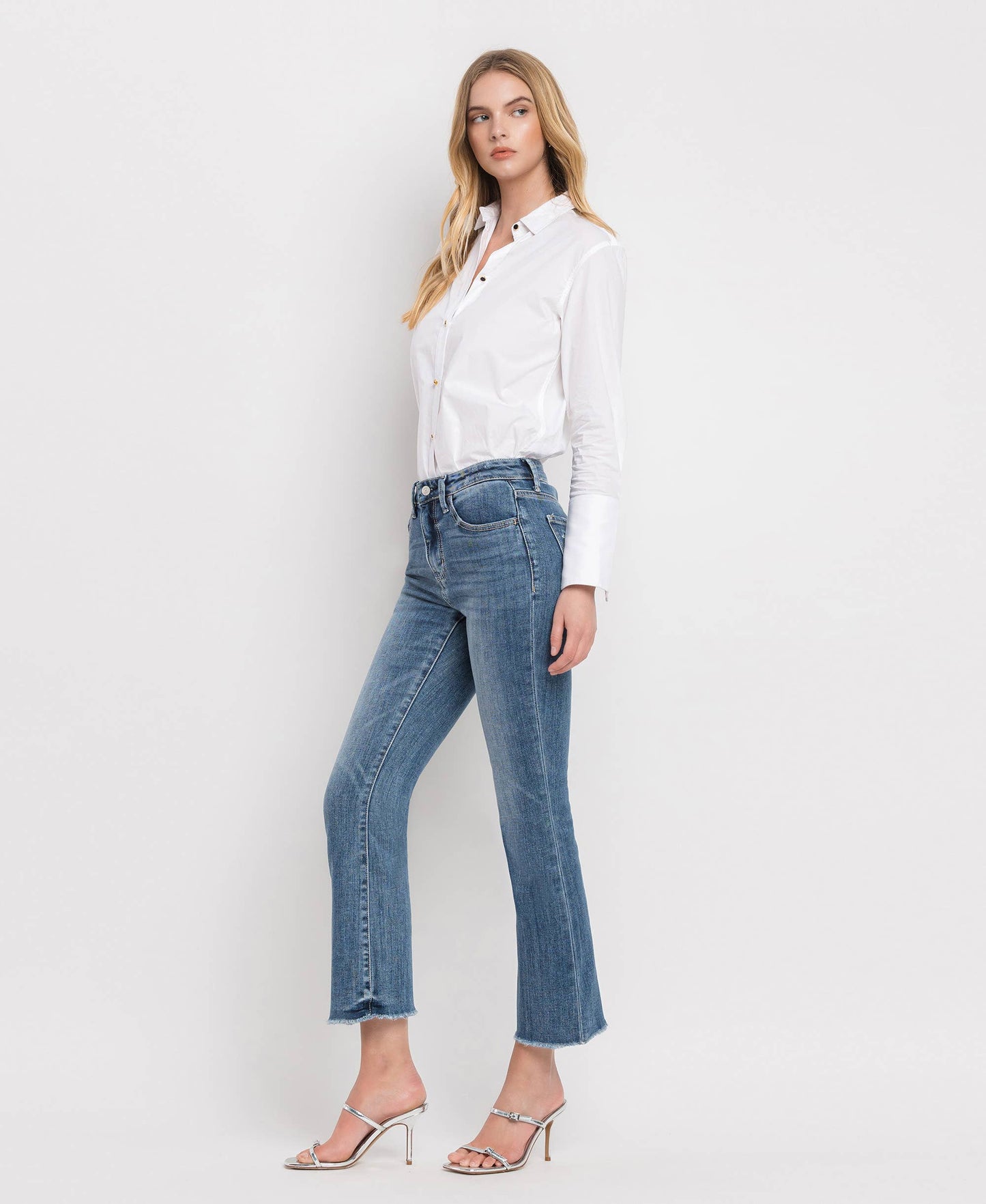 HIGH RISE  KICK FLARE JEANS