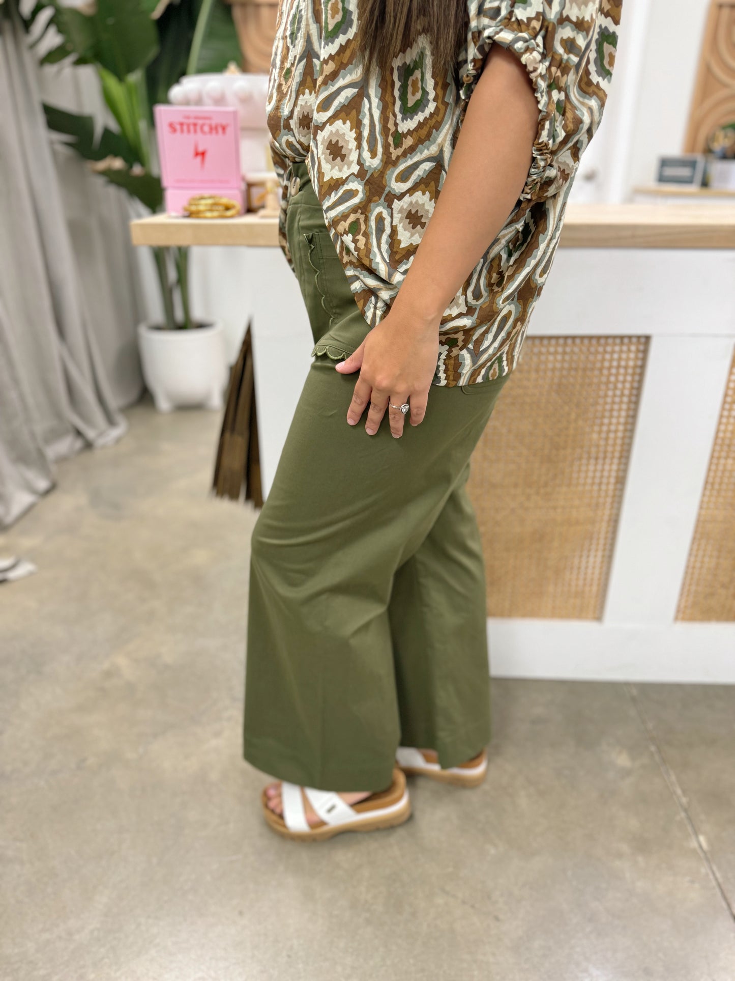Pocket Full of Posies Cropped Jean Olive