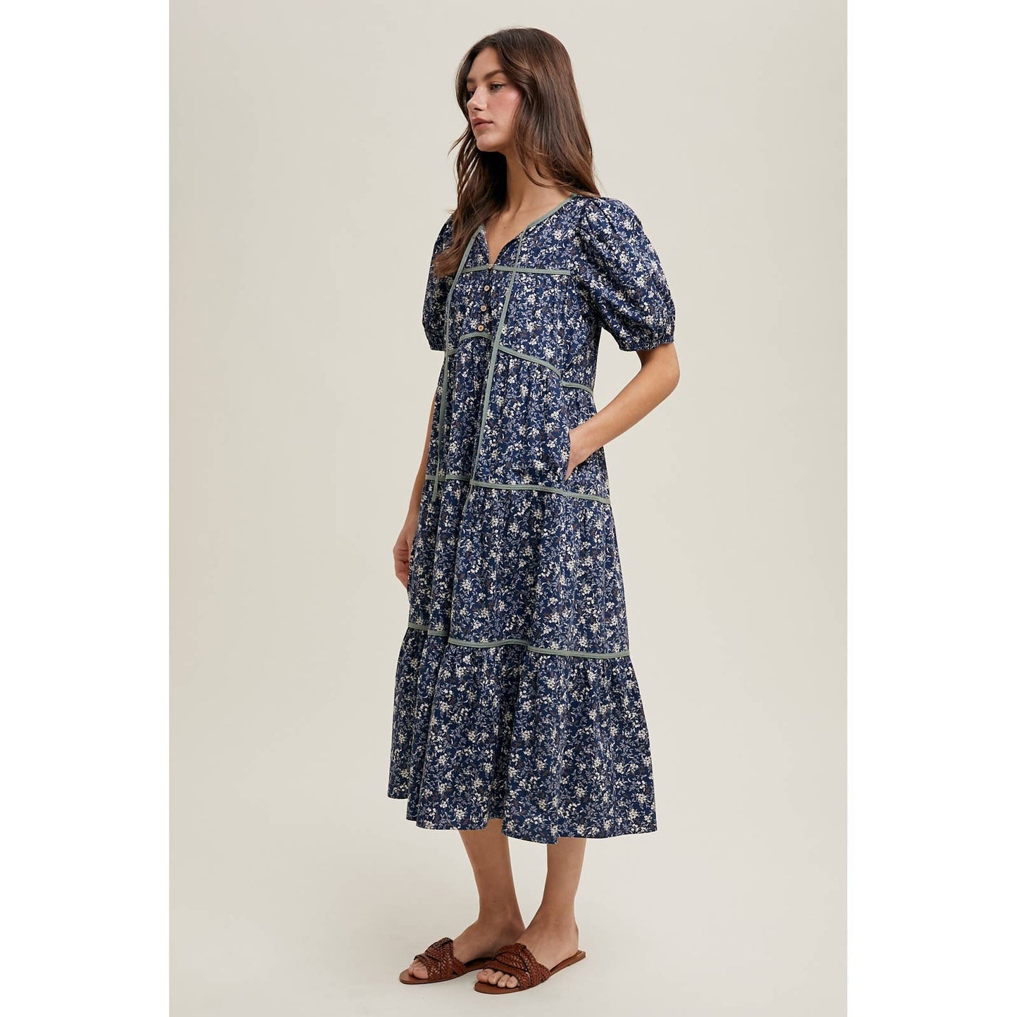 The Piping Floral Midi Dress