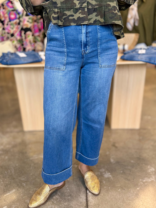 HIGH RISE DOUBLE CUFFED BAGGY WIDE JEANS