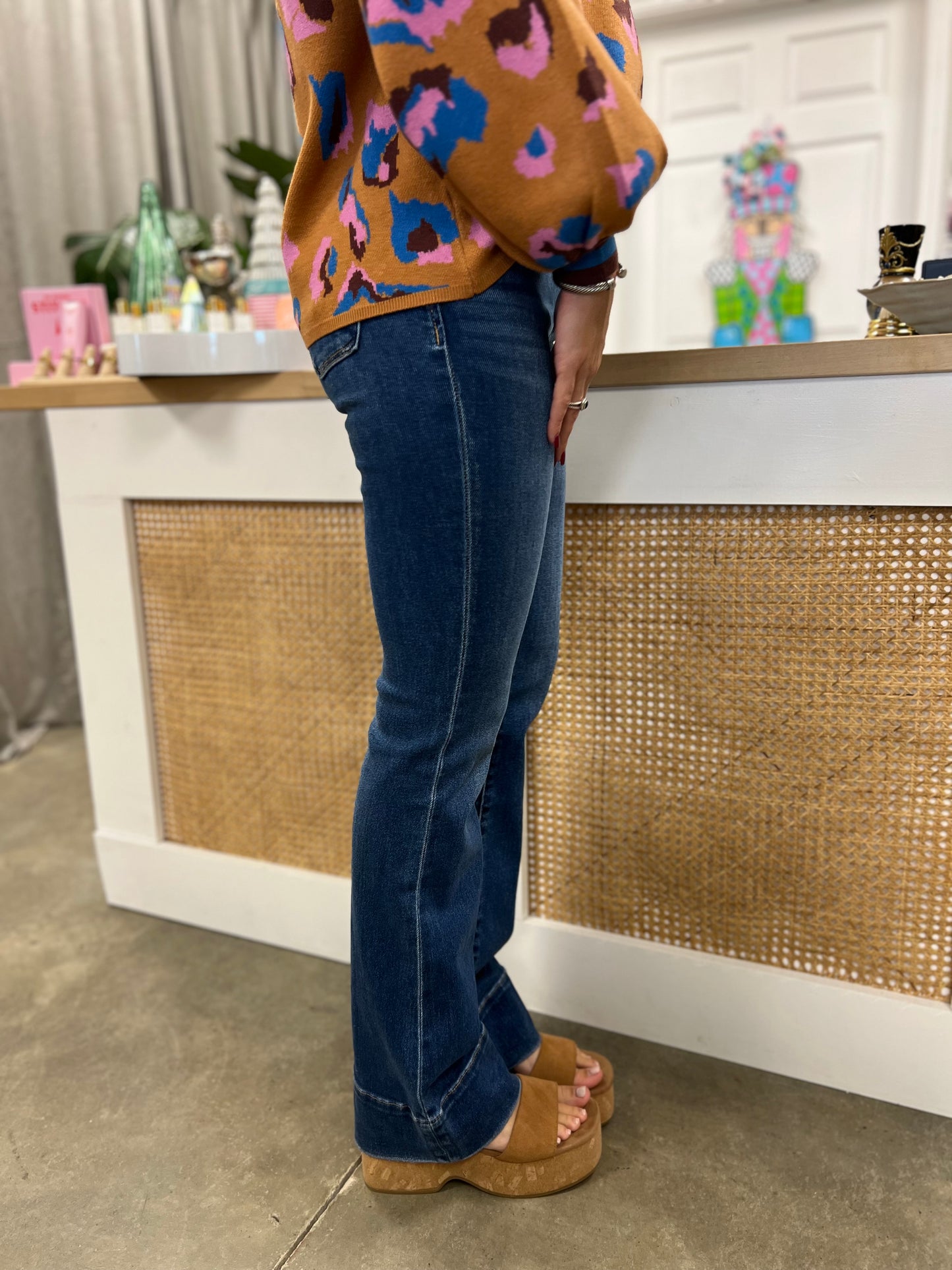 HIGH RISE TROUSER HEM BOOTCUT JEANS