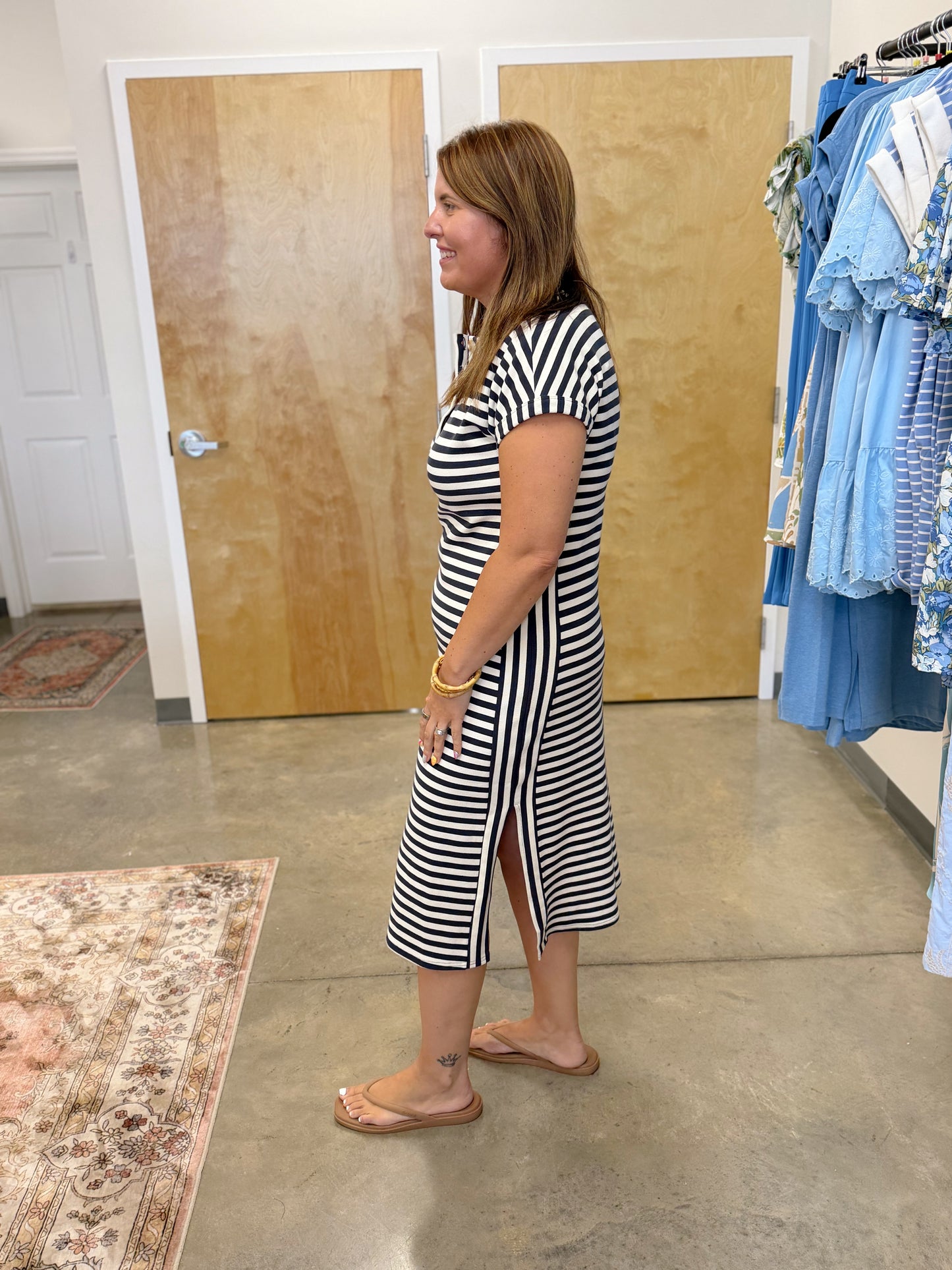HENLEY SHORT SLEEVE KNIT MIDI DRESS NAVY