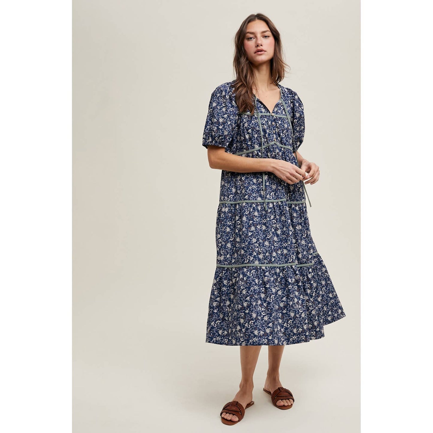 The Piping Floral Midi Dress