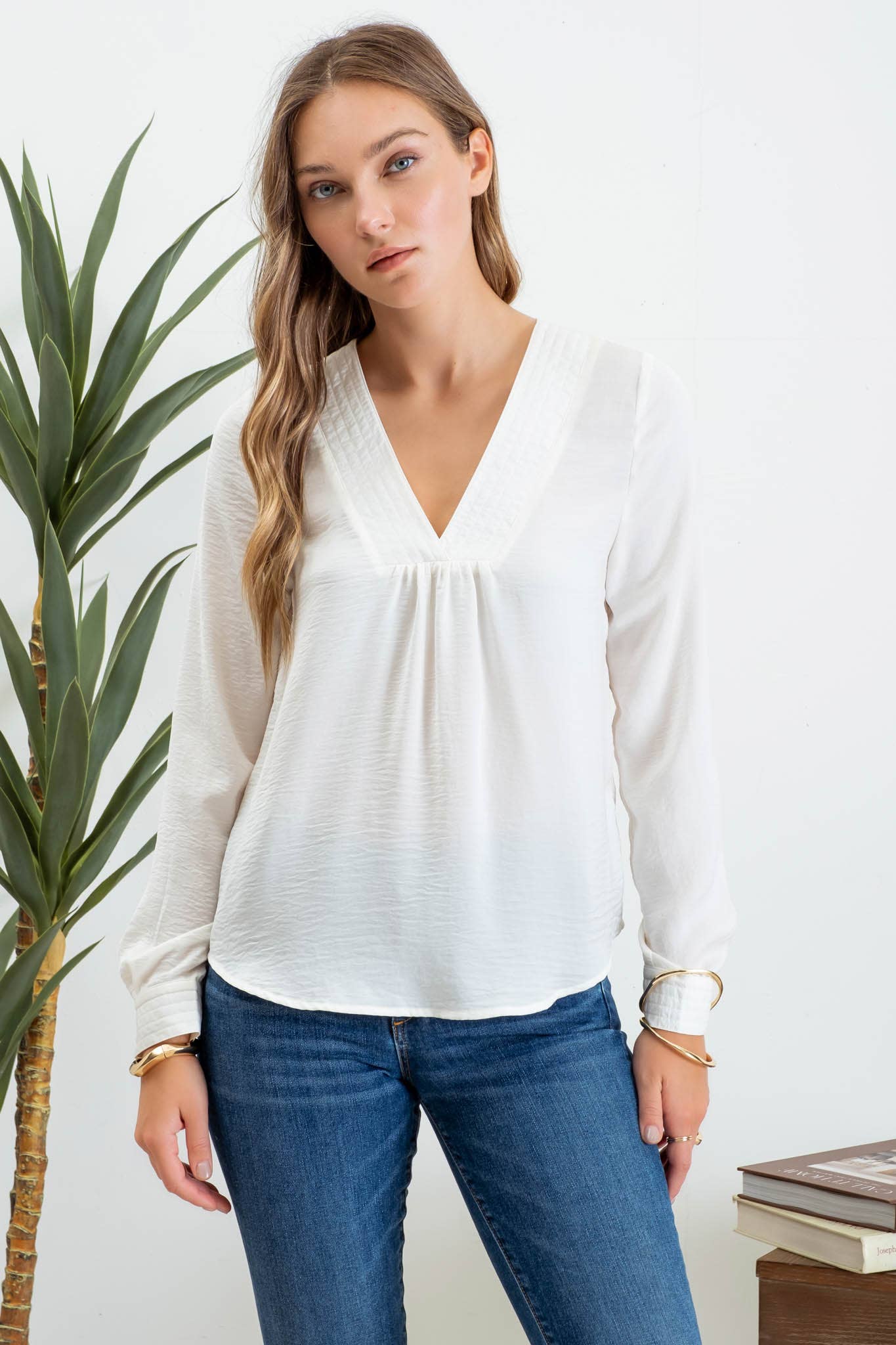 TEXTURED SATIN V NECK LONG SLEEVE BLOUSE  IVORY