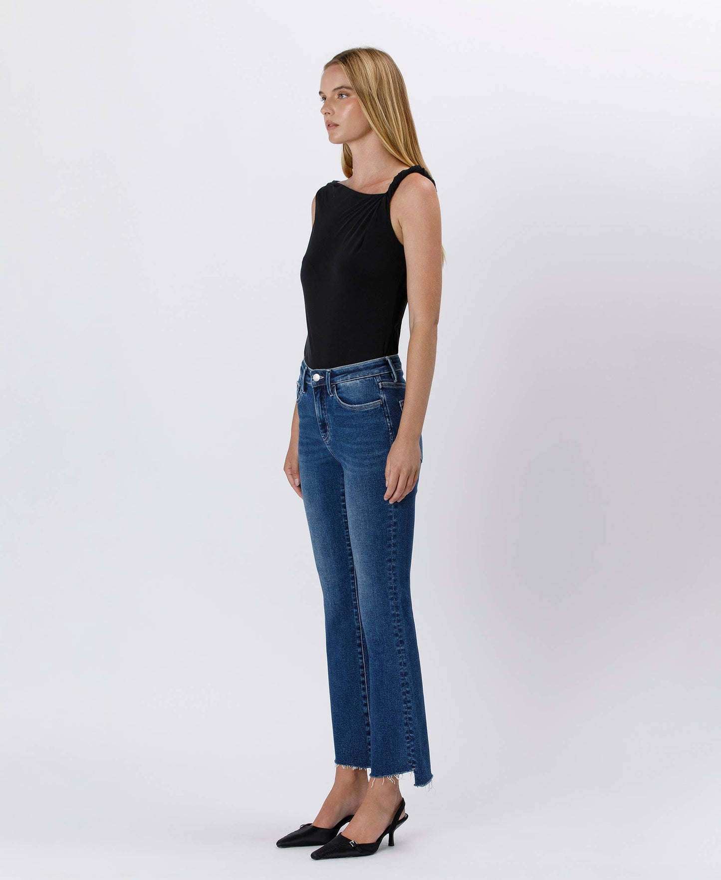 HIGH RISE RAW SIDE STEP HEM BOOTCUT JEANS