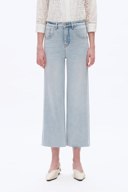 Bayeas Raw Edge Cropped Jeans
